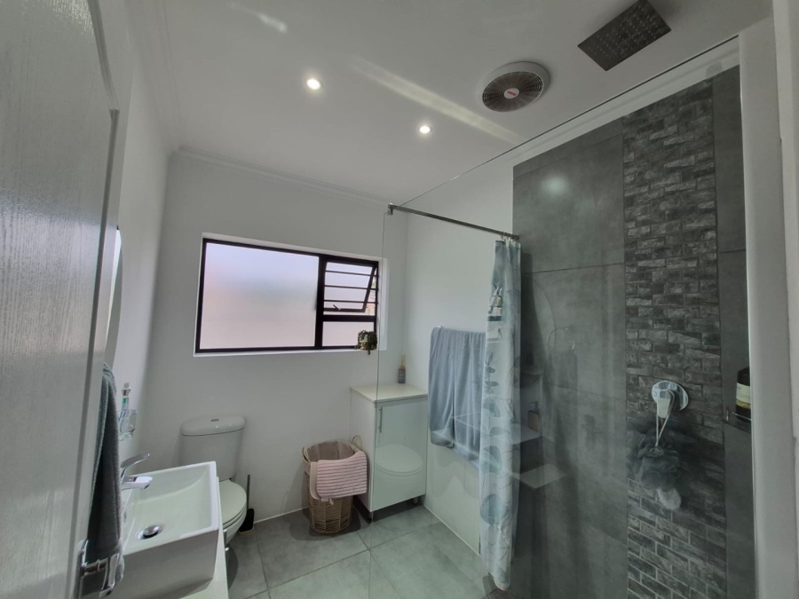 3 Bedroom Property for Sale in King George Park Western Cape